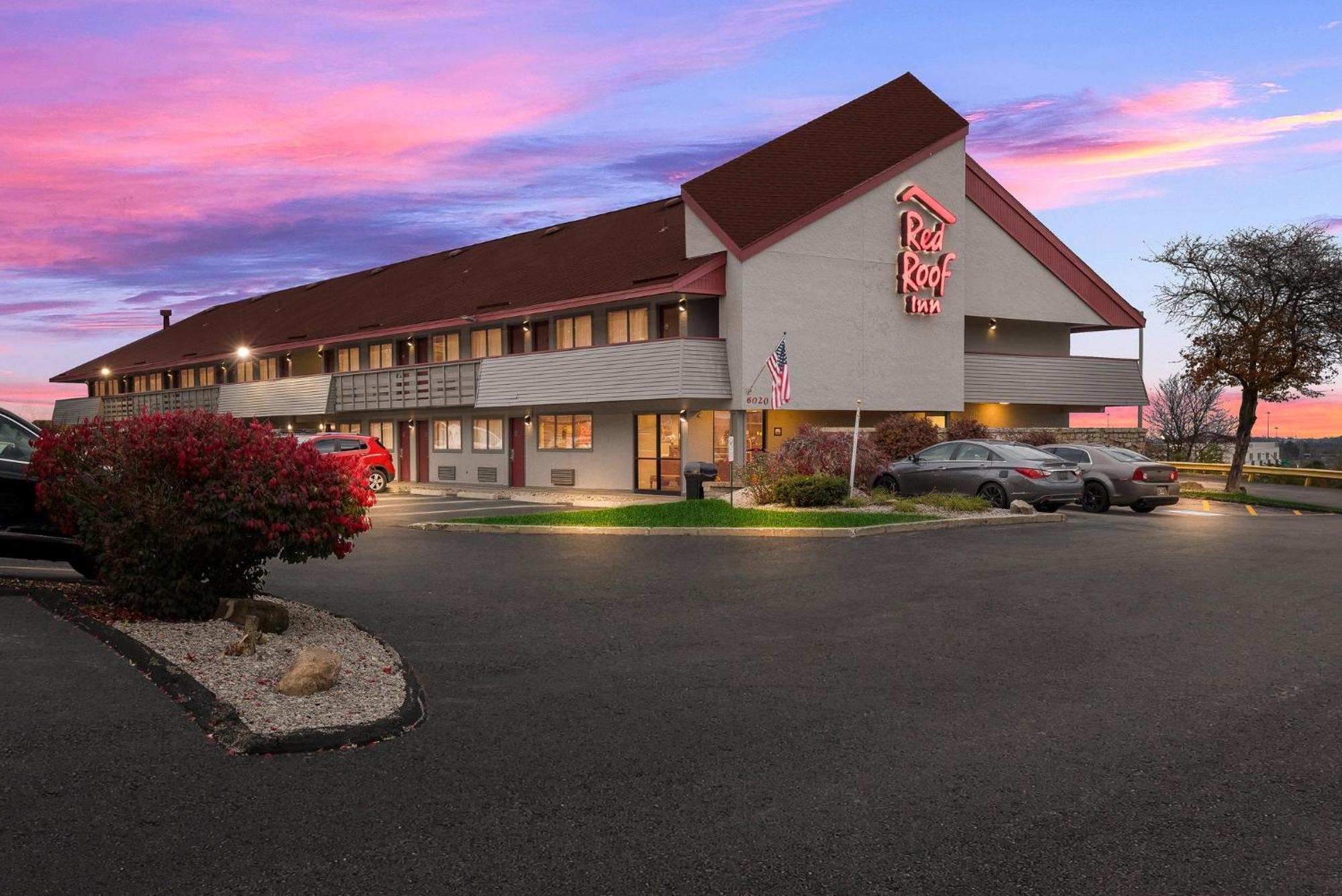 Red Roof Inn Cleveland - Индепенденс Экстерьер фото
